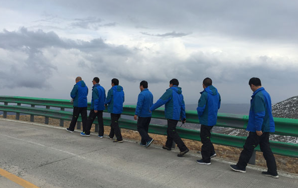 景區(qū)運(yùn)營一部第八組榮獲9月份優(yōu)秀班組